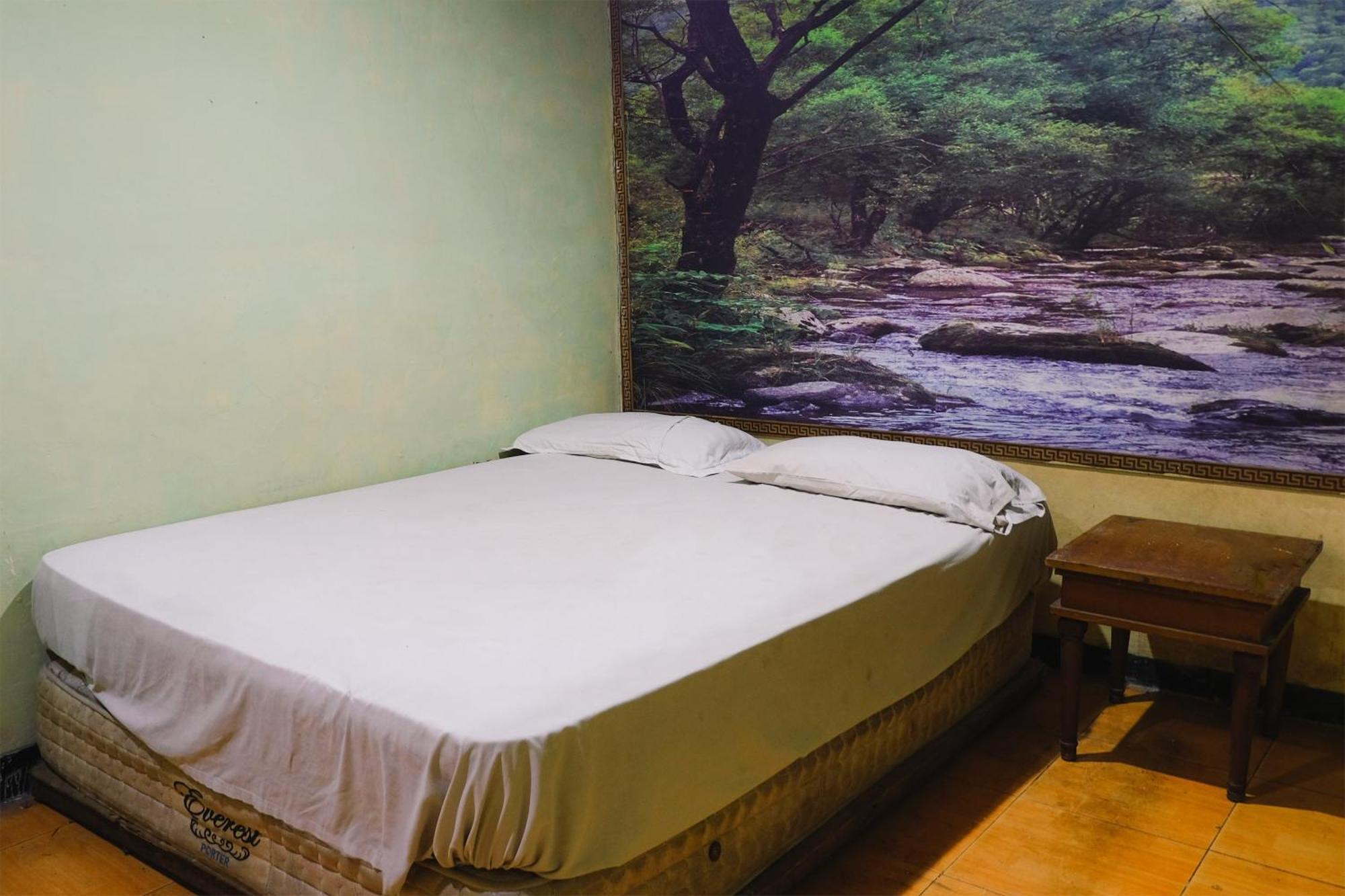 King Stone Hotel Mencil Ngoại thất bức ảnh